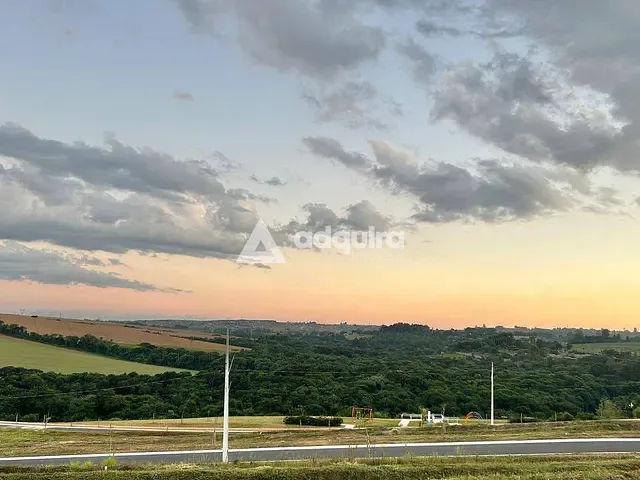 Terreno com 200m², à venda, no bairro Jardim Carvalho em Ponta Grossa