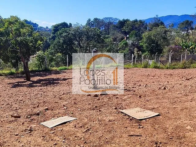 Terreno com 565m², à venda, no bairro Jardim Estância Brasil em Atibaia