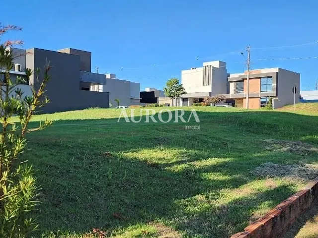 Terreno com 340m², à venda, no bairro Jardim Morumbi em Londrina