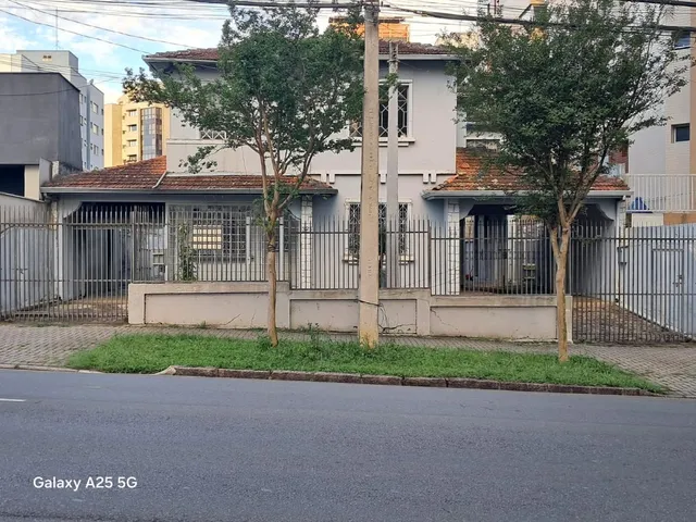 Terreno à venda, no bairro Não informado em Curitiba