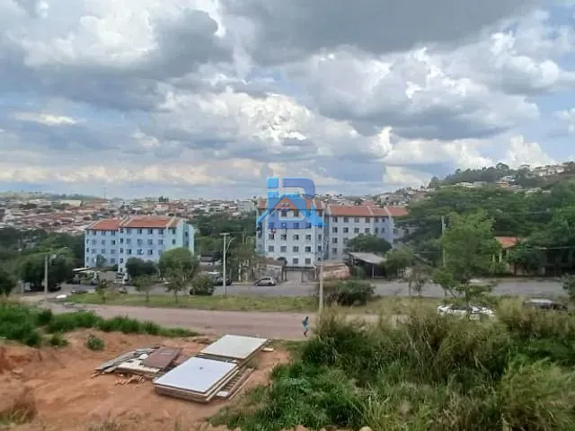 Terreno com 360m², à venda, no bairro N R Porto Seguro em Itatiba