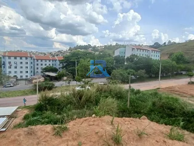 Terreno com 360m², à venda, no bairro N R Porto Seguro em Itatiba