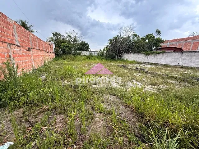 Terreno com 260m², à venda, no bairro Massaguaçu em Caraguatatuba