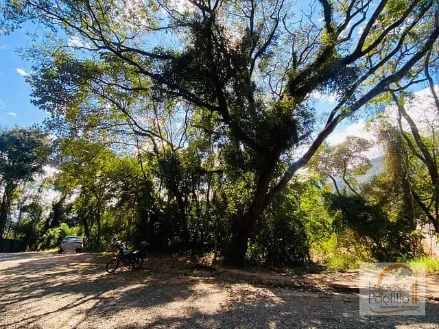 Terreno com 1335m², à venda, no bairro Alpes de Atibaia em Atibaia