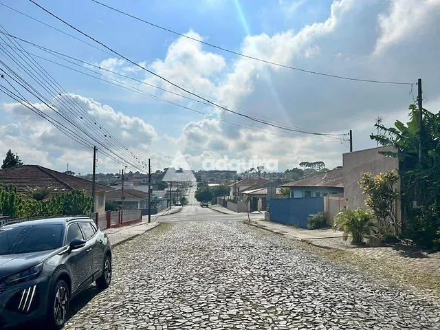 Terreno com 363m², à venda, no bairro Uvaranas em Ponta Grossa