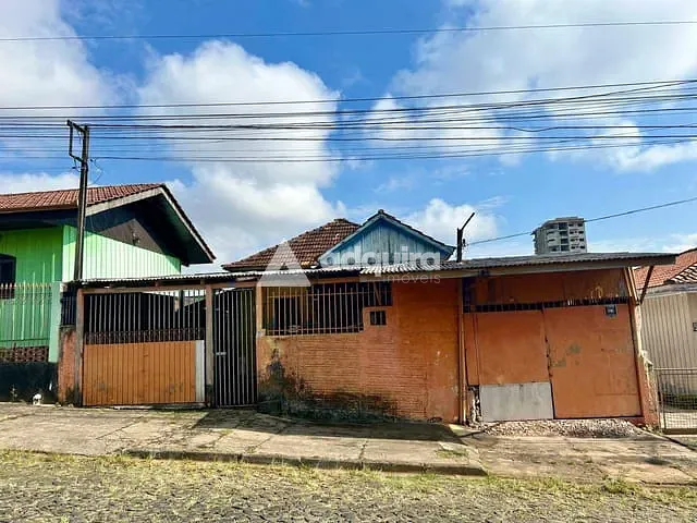Terreno com 363m², à venda, no bairro Uvaranas em Ponta Grossa