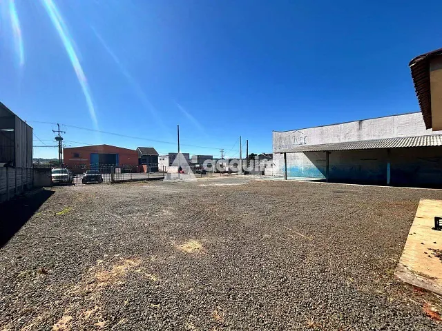 Terreno com 840m², à venda, no bairro Uvaranas em Ponta Grossa