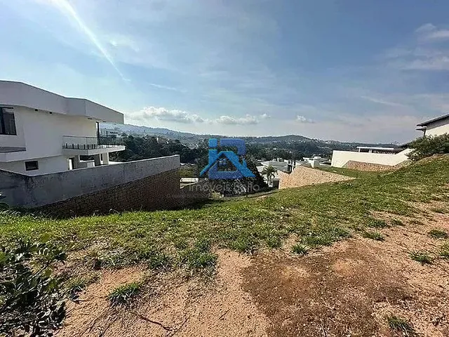 Terreno com 1019m², à venda, no bairro Vila Nova Louveira em Louveira