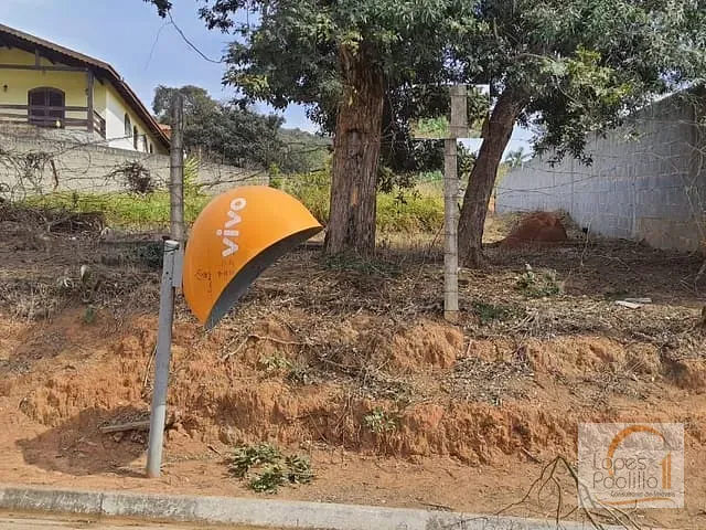 Terreno com 885m², à venda, no bairro Jardim Paraíso da Usina em Atibaia