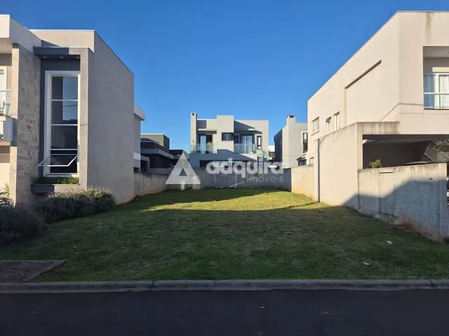 Terreno com 200m², à venda, no bairro Cará-cará em Ponta Grossa