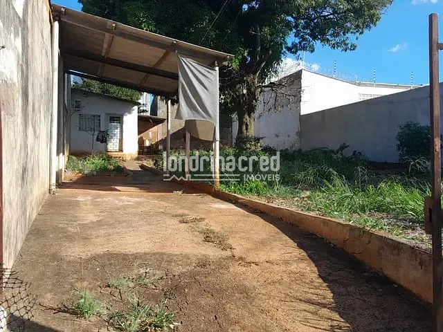 Terreno com 396m², à venda, no bairro Antares em Londrina