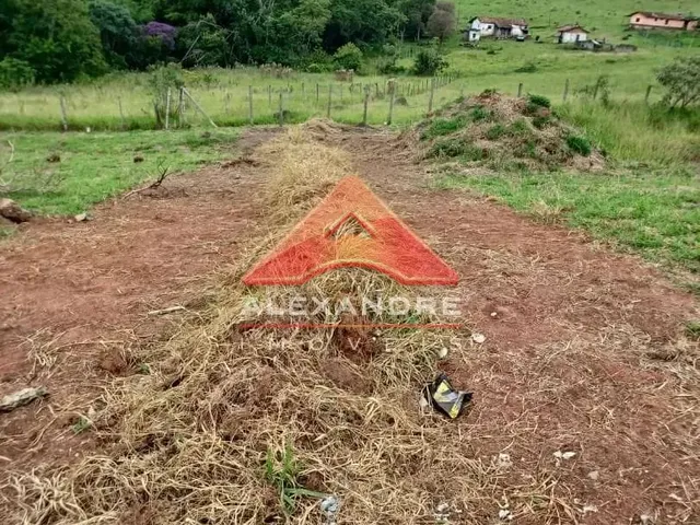 Terreno com 150m², à venda, no bairro Santa Herminia em São José Dos Campos