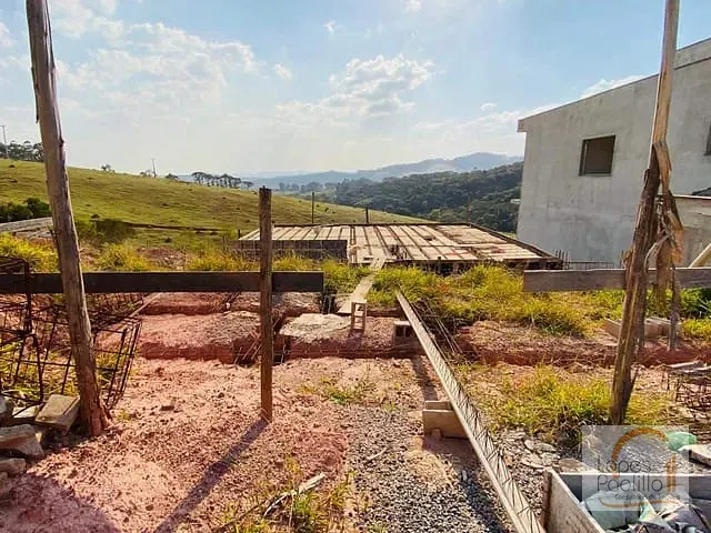 Terreno com 432m², à venda, no bairro Guaxinduva em Bom Jesus dos Perdões