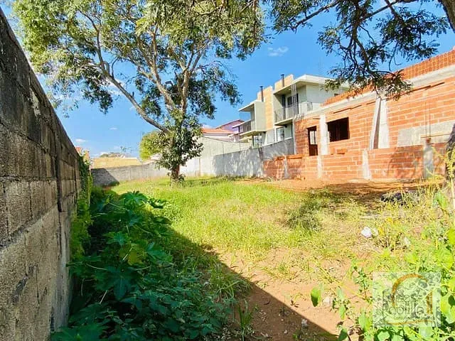 Terreno com 429m², à venda, no bairro Loteamento Loanda em Atibaia