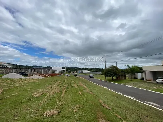 Terreno com 1092m², à venda, no bairro Condomínio Solar do Bosque em Sorocaba