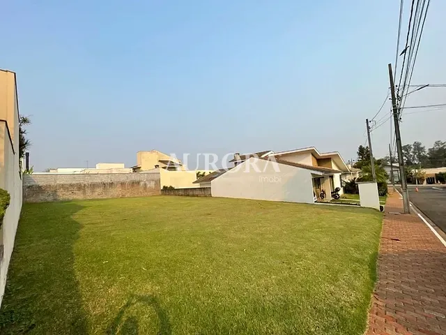 Terreno com 405m², à venda, no bairro Terra Bonita em Londrina