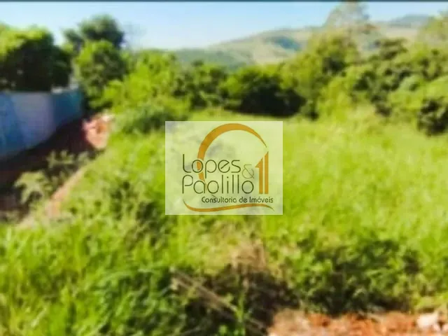 Terreno com 700m², à venda, no bairro Praça Mirante Santo Cruzeiro em Piracaia