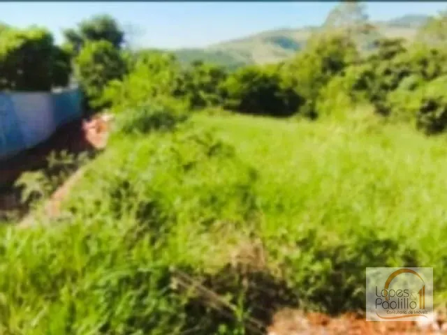 Terreno com 700m², à venda, no bairro Praça Mirante Santo Cruzeiro em Piracaia
