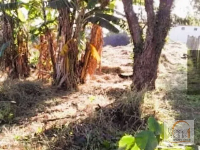 Terreno com 700m², à venda, no bairro Praça Mirante Santo Cruzeiro em Piracaia