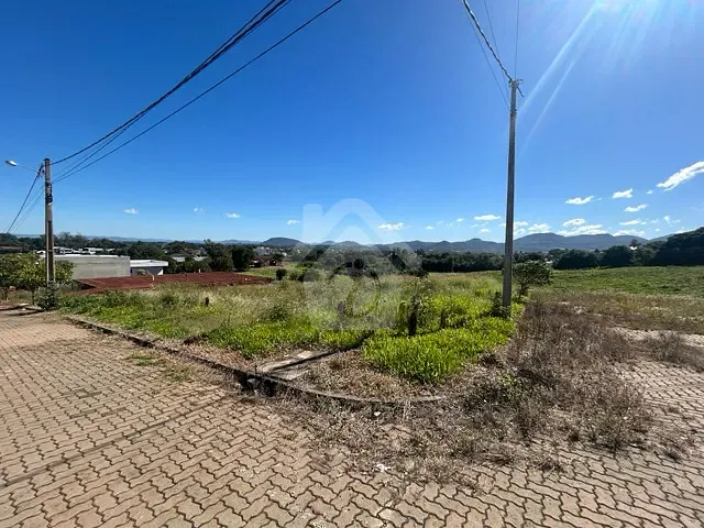 Terreno com 386m², à venda, no bairro centro administrativo  em Teutônia