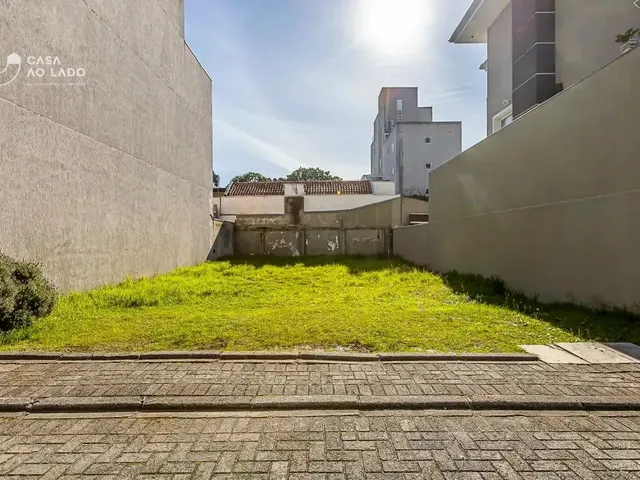 Terreno com 201m², à venda, no bairro Água Verde em Curitiba