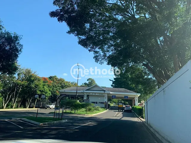 Terreno com 802m², à venda, no bairro Condomínio Residencial Terras de Santa Tereza em Vinhedo