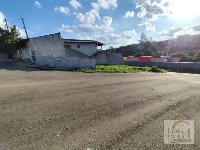 Terreno com 186m², à venda, no bairro Nova Cerejeira em Atibaia