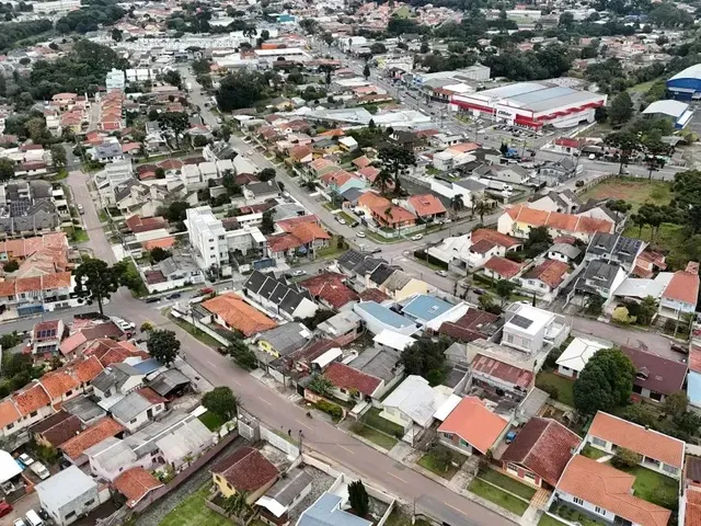 Terreno com 438m², à venda, no bairro São Braz em Curitiba