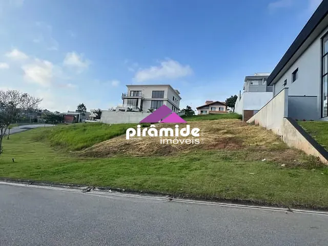 Terreno com 451m², à venda, no bairro Urbanova em São José dos Campos