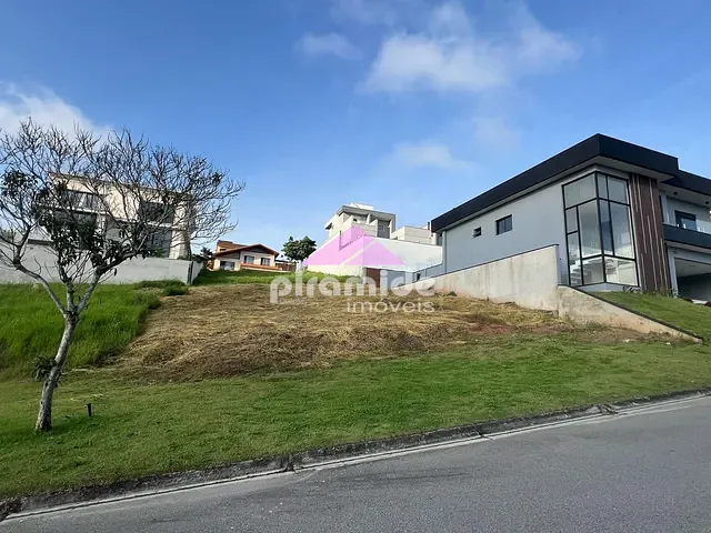Terreno com 451m², à venda, no bairro Urbanova em São José dos Campos