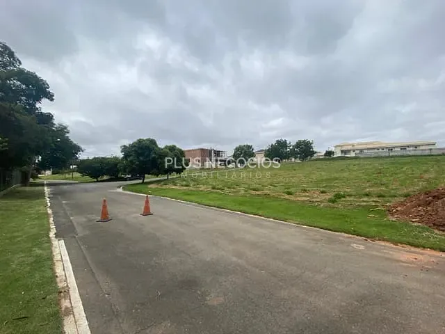 Terreno com 1215m², à venda, no bairro Condomínio Solar do Bosque em Sorocaba