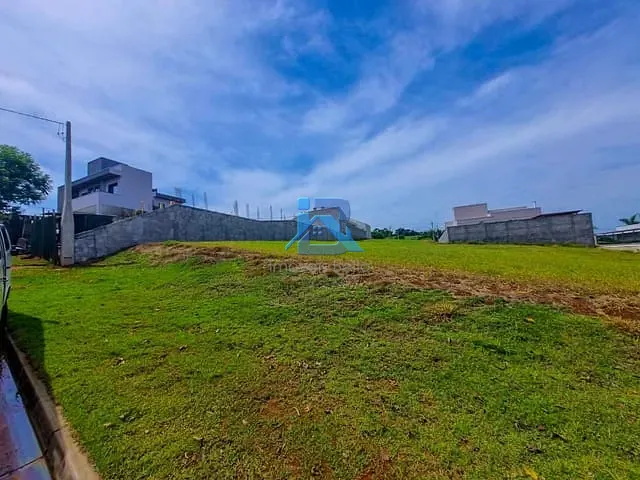 Terreno com 596m², à venda, no bairro Bairro da Posse em Itatiba
