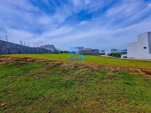 Terreno com 596m², à venda, no bairro Bairro da Posse em Itatiba