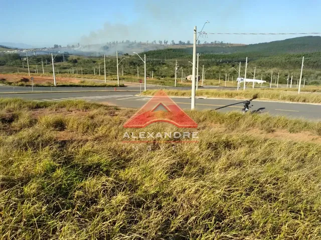 Terreno com 180m², à venda, no bairro Borda da Mata em Caçapava