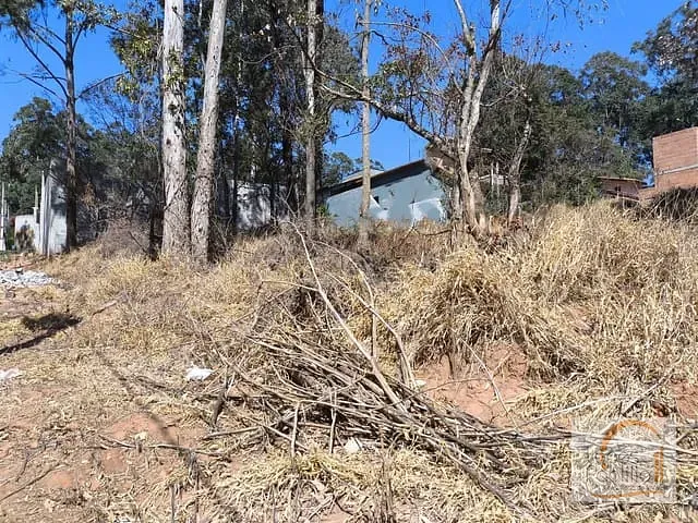 Terreno com 373m², à venda, no bairro Bosque dos Eucalíptos em Atibaia