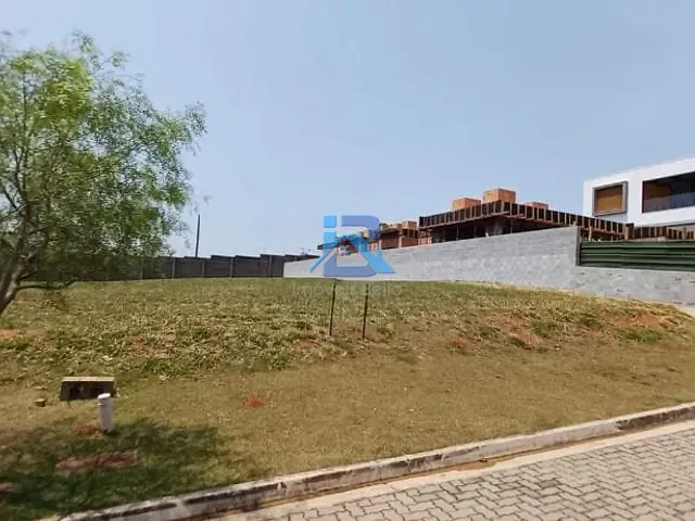 Terreno com 682m², à venda, no bairro Bairro Itapema em Itatiba