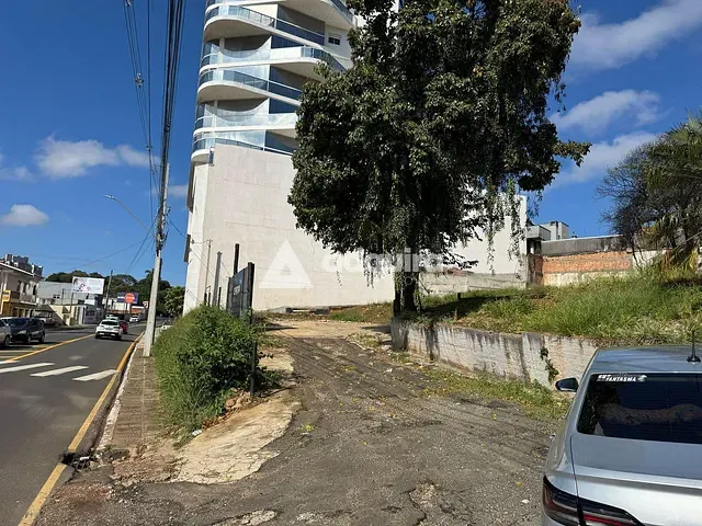 Terreno com 2200m², à venda, no bairro Olarias em Ponta Grossa