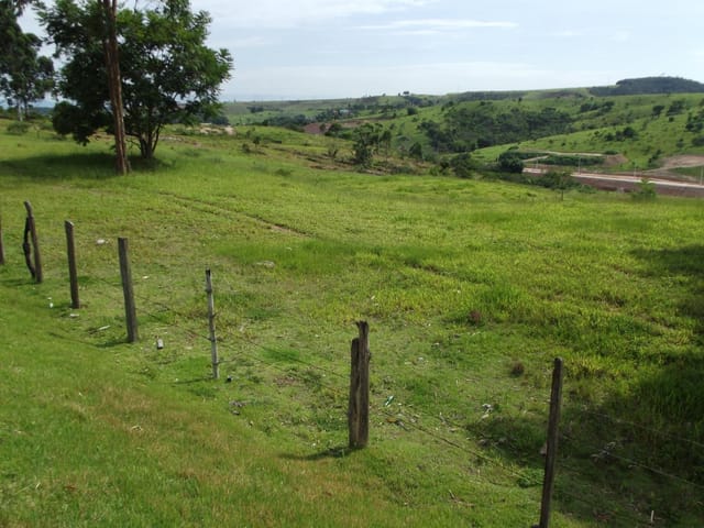 Terreno com 64181m², à venda, no bairro Parque Santos Dumont em São José dos Campos