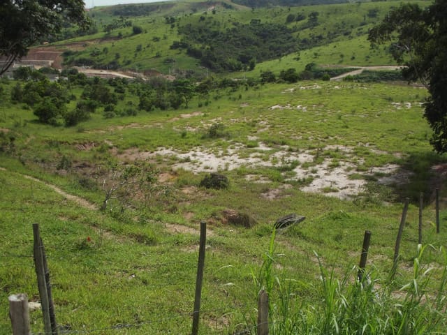 Terreno com 64181m², à venda, no bairro Parque Santos Dumont em São José dos Campos
