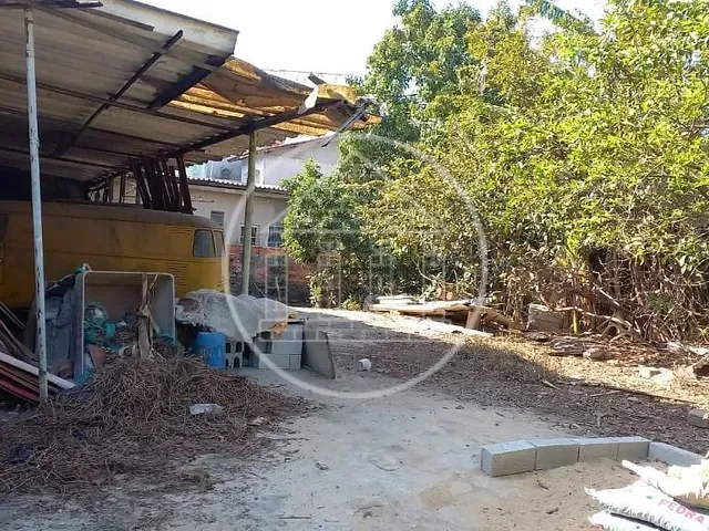 Terreno com 2060m², à venda, no bairro Vila Carmosina em São Paulo