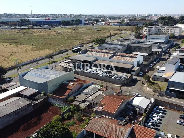Terreno com 979m², à venda, no bairro Rodocentro em Londrina