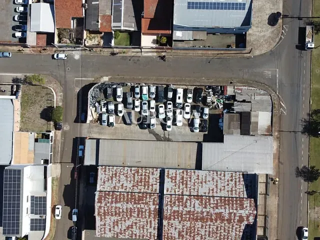 Terreno com 979m², à venda, no bairro Rodocentro em Londrina