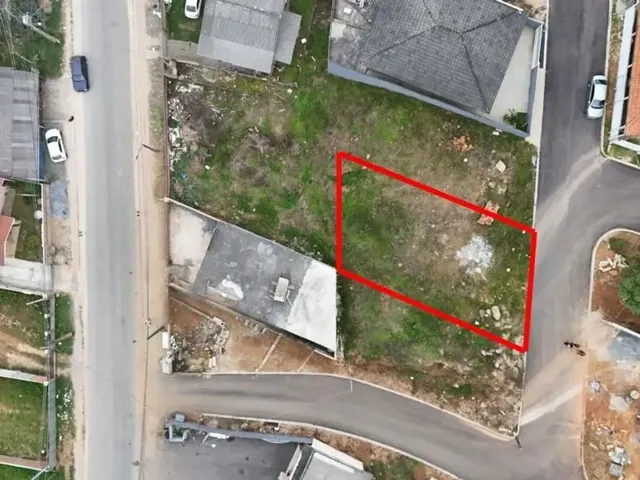 Terreno à venda, no bairro Tanguá em Almirante Tamandaré