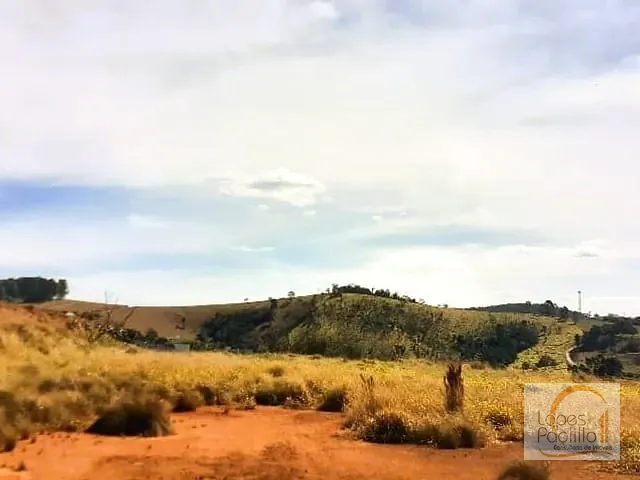 Terreno com 3007m², à venda, no bairro Mato Dentro em Atibaia