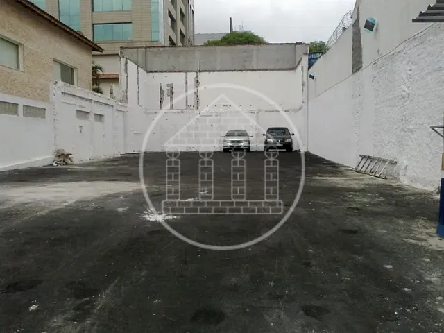 Terreno com 330m², à venda, no bairro Moema em São Paulo
