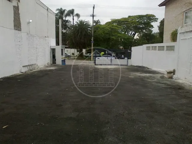 Terreno com 330m², à venda, no bairro Moema em São Paulo
