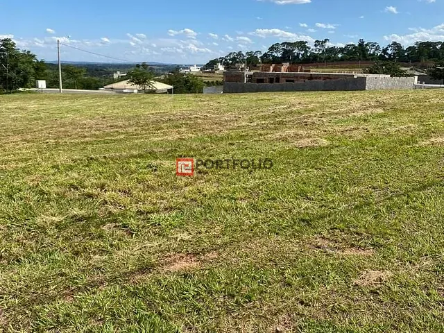 Terreno com 415m², à venda, no bairro Jardins Nápoles em Senador Canedo