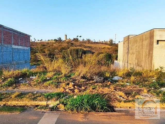 Terreno com 217m², à venda, no bairro Residencial Jardins da Catalunha em Atibaia