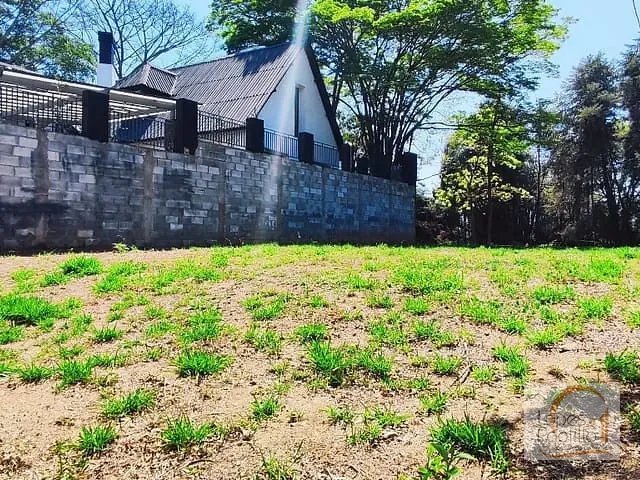 Terreno com 473m², à venda, no bairro Parque Residencial Itaguaçu em Atibaia