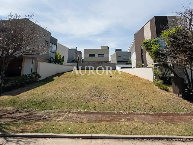 Terreno com 364m², à venda, no bairro Vivendas do Arvoredo em Londrina